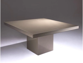 mesa-de-jantar-revestida-com-espelho-bronze-square